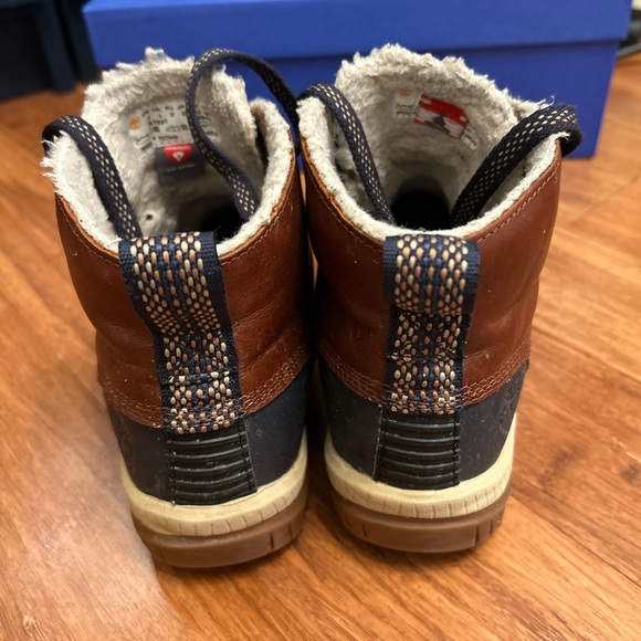 Timberland size 6 winter boots - Picture 2 of 4